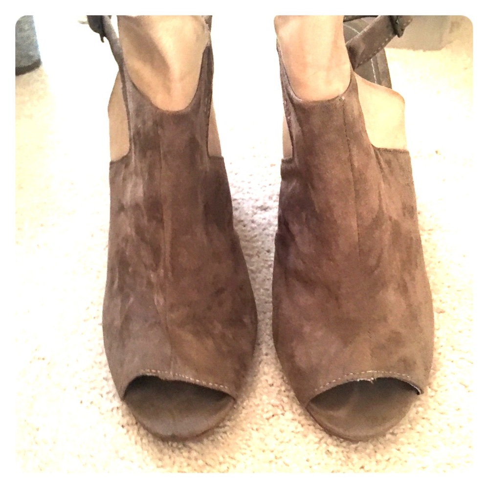 Olive/taupe open toe open back sandals